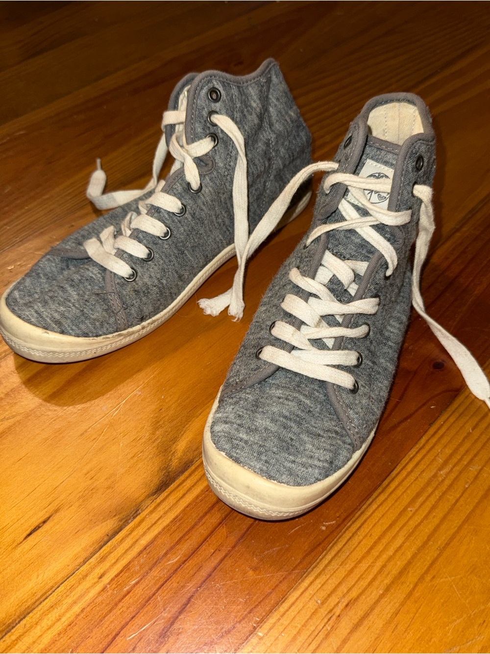 Roxy gray soft high tops 7